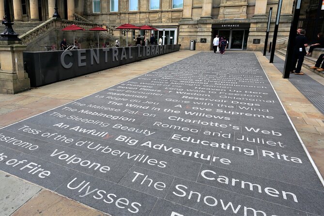 Liverpool Film and Music - 2 hour Private Walking Tour - Pier Head: Liverpool’s story begins on the river