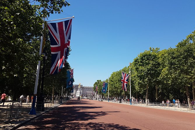 London 30 Top Sights with Fun Local Guide - London Bridge and the final panorama