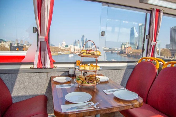 London Afternoon Tea Bus with Panoramic Tour - Who Will Enjoy This Most?