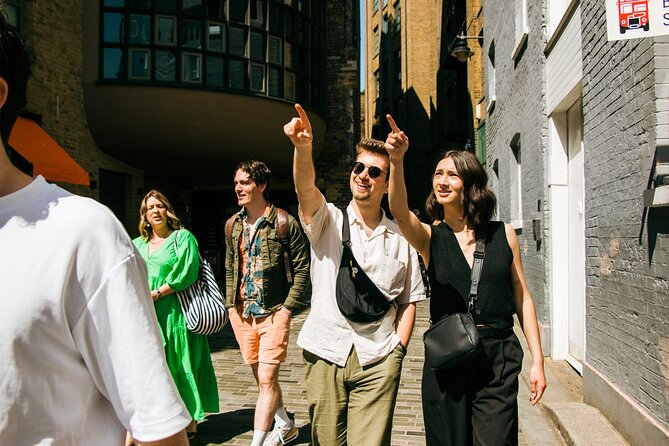 London Borough Market & London Bridge Food Tour - Local cider and the sounds of the market