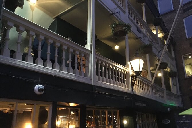 London Bridge Ghost Walking Tour - Southwark Cathedral and centuries of ghosts