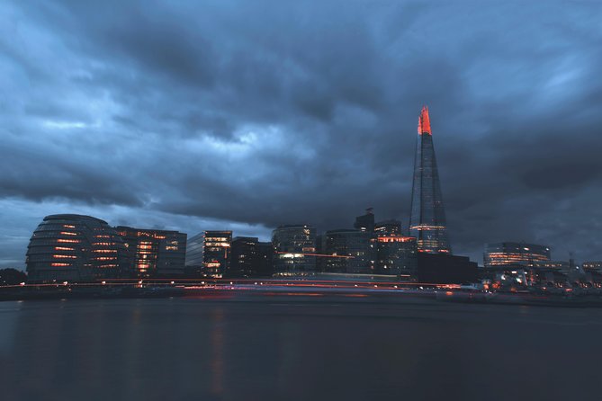 London by Night Independent Sightseeing Tour with Private Driver - Chinatown, lanterns, and a possible meal