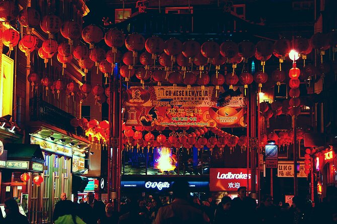 London by Night Walking Tour with Christmas Lights - Key points to know before booking