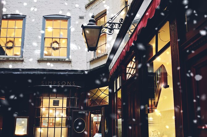 London Christmas Carol & Charles Dickens Small Group Walking Tour - Starting at Temple Station and entering Dickens’s London