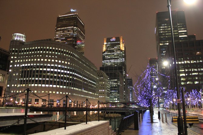 London Christmas Eve Illuminations Guided Tour by Night - The Tower of London after dark