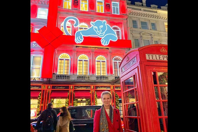 London Christmas Lights Guided Tour by Cab - Mayfair: luxury hotels, clubs, and seasonal style