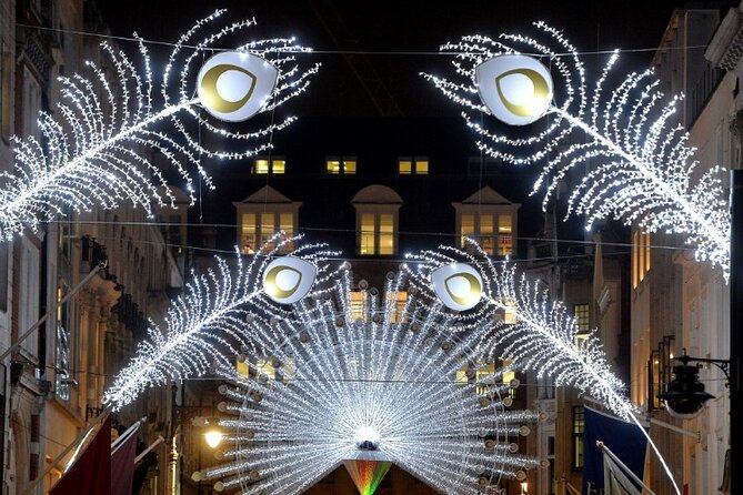 London Christmas Lights Guided Walking Tour - Starting at Covent Garden