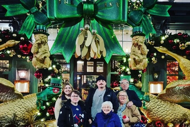 London Christmas Lights Private Guided Taxi Tour - What this Christmas cab tour is really like