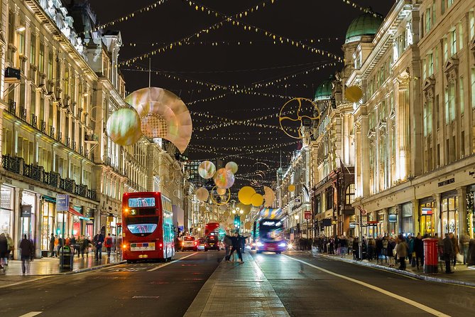 London Christmas Lights Tour by Vintage Double-Decker Bus - What this Christmas bus ride really offers