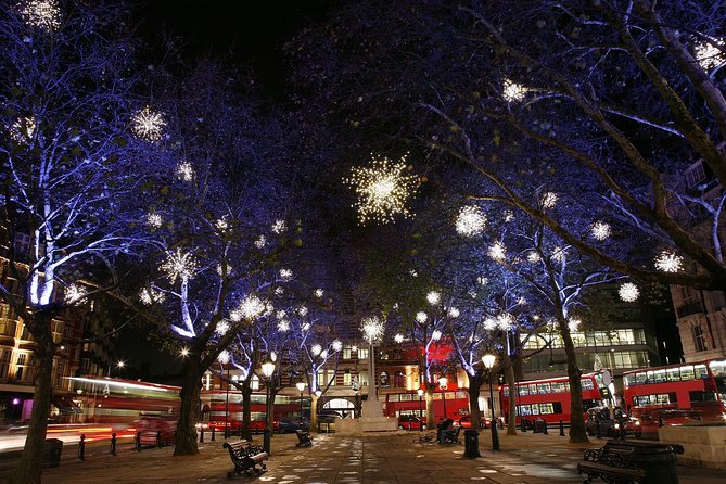 London Christmas Lights Tour by Vintage Double-Decker Bus - Big Ben, Parliament, and Westminster Abbey