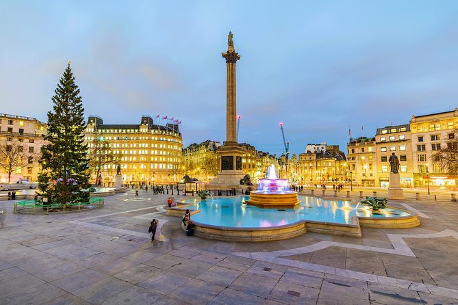 London Christmas Lights Tour by Vintage Double-Decker Bus - The world’s biggest high street and the West End
