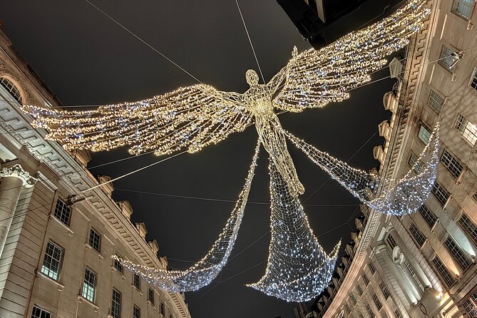 London Christmas Sparkle Private Walking Tour - Mayfair and Regent Street: old money and modern sparkle