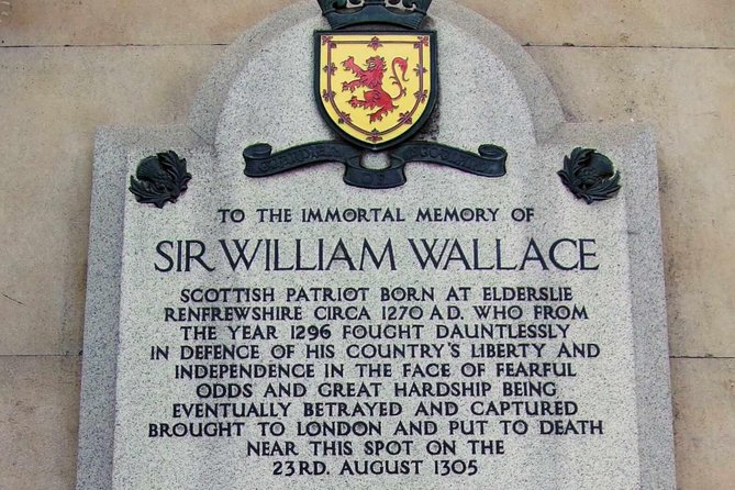 London Crimes And Punishment Private Walking Tour - London Bridge and the river crossing