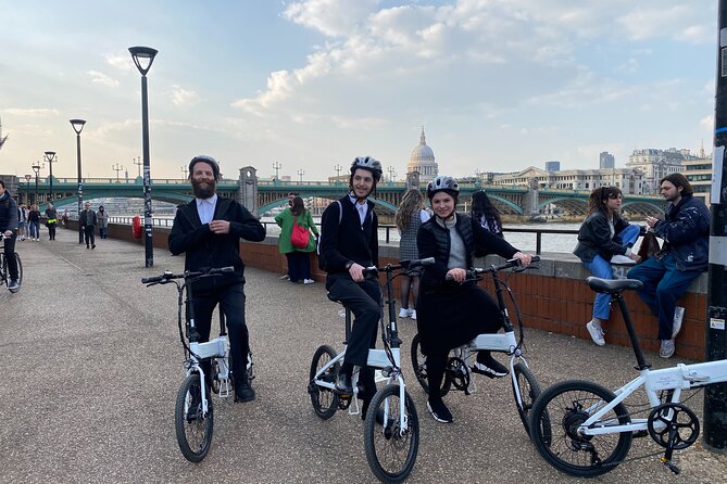 London E-Bike tour & Borough market - Westminster Abbey, Big Ben, and Parliament