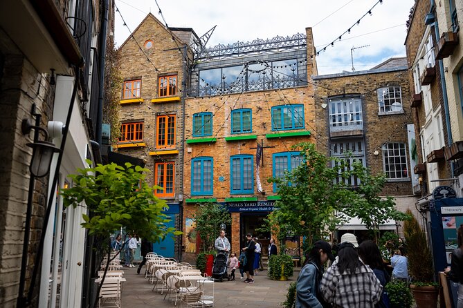 London Foodie Adventure:More than 10 dishes with Sherpa Food Tour - Frith Street and the British main course