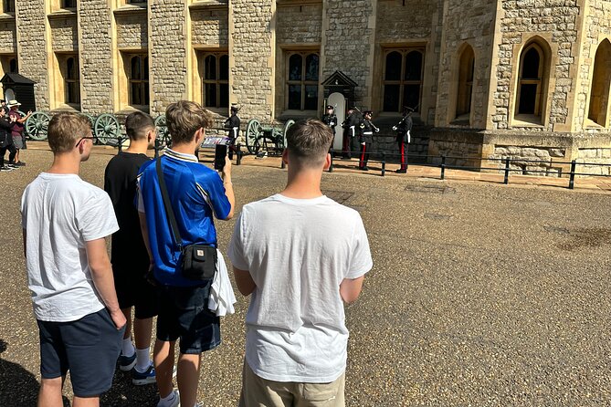 London for Kids Full Day with Westminster Abbey & Tower of London - Reaching the Tower of London