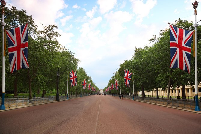 London Full Day Sightseeing Tour with London Eye - The London Eye as the day’s final view