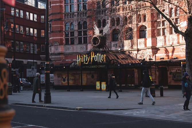 London: Harry Potter Movie Locations Magical Guided Tour - Starting at Trafalgar Square at 10:00