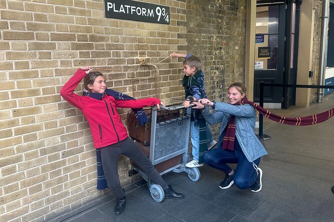 London Harry Potter Private Black Cab Tour with Hotel Pick Up - Leadenhall Market and the Leaky Cauldron connection