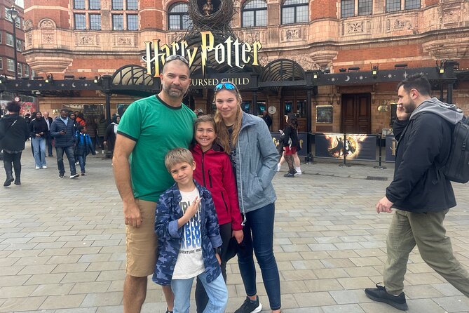 London Harry Potter Private Black Cab Tour with Hotel Pick Up - St. Paul’s, the Millennium Bridge, and the Thames
