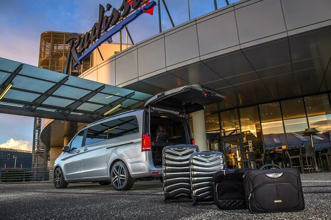London Heathrow Airport (LHR) to Lincolnshire Luxury Transfers - What is included, and what is extra