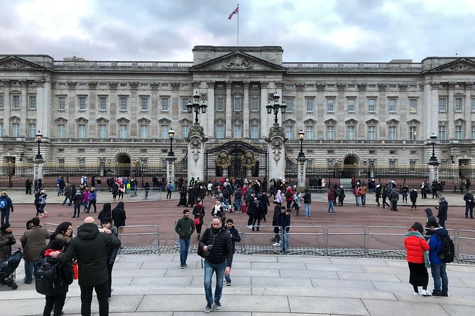 London Highlights Private Car with Driver Guide - Is $688.20 good value for up to seven people?