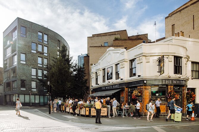 London Historic Pub Tour with a Local Tailored to Your Interests & Tastes - A private host changes the pace