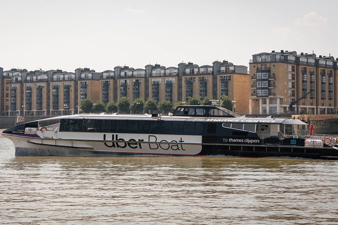 London: Hop-On Hop-Off 1 Day River Thames Adventure - Uber Boat - Boat comfort, food, and the view