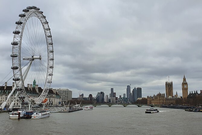 London in a Day Walking Tour from the Tower to Kensington - Tower Hill and the Tower of London