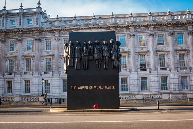London in WW2 Walking Tour with Churchill War Rooms Visit - The Houses of Parliament and the silence of Big Ben