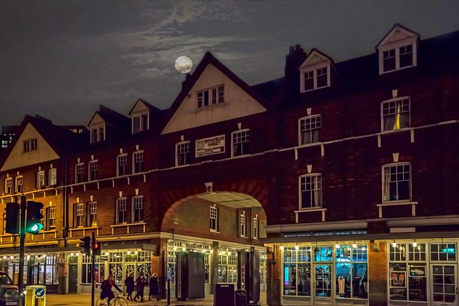 London Jack The Ripper Guided Walking Tour - Starting at Aldgate East Station
