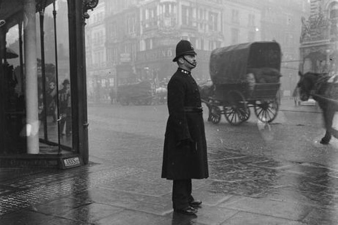 London - Jack the Ripper Small Group Tour - Brick Lane, lodging houses, and the geographical clue