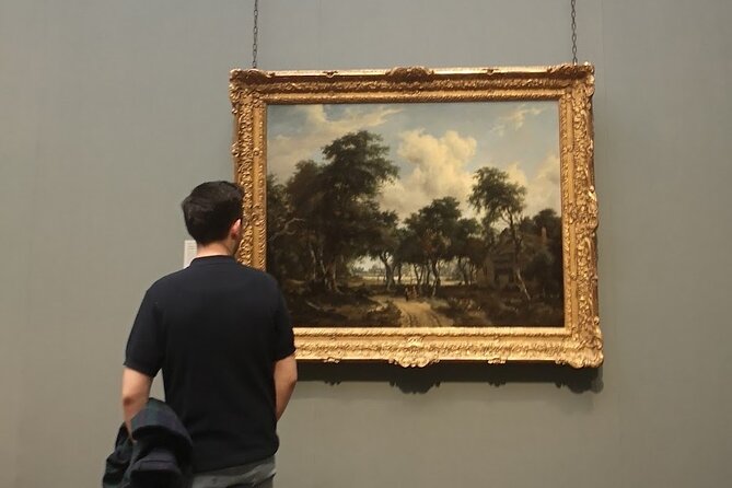 London: National Gallery English Audio Tour with free fast Entry - Using the phone audio tour inside the gallery