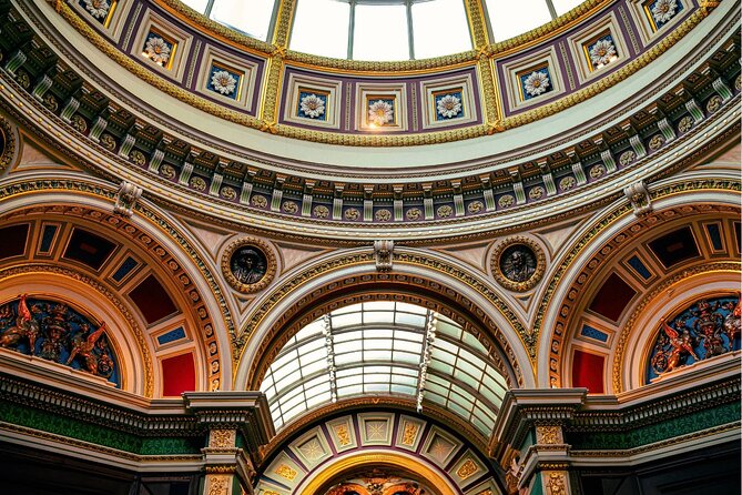 London: National Gallery English Audio Tour with free fast Entry - Arriving at the National Gallery with timed entry