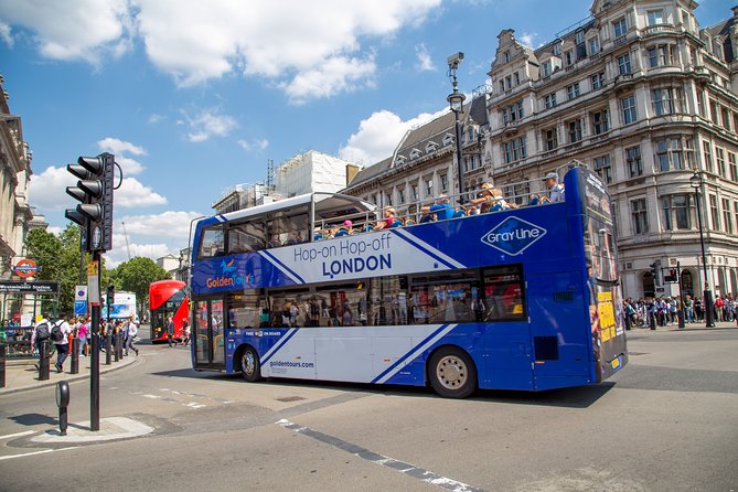 London Panoramic Open Top Bus Tour with Audio Guide - Trafalgar Square and the central London sweep