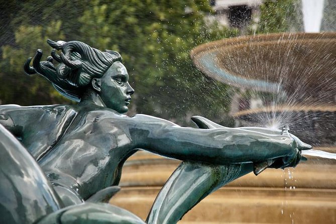 London Photography Tour - Private Tour - Trafalgar Square: your first lesson in light and composition