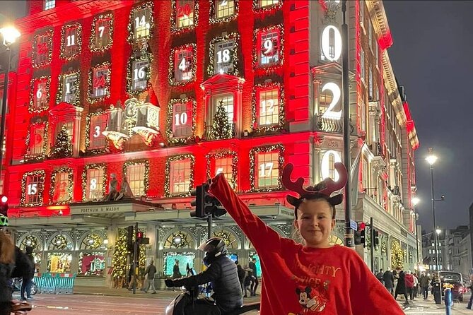 London Private Christmas Lights Taxi Tour with Pick Up - Why a black taxi works well for London lights