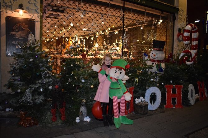 London Private Christmas Lights Taxi Tour with Pick Up - Bond Street adds polished shopping-window style