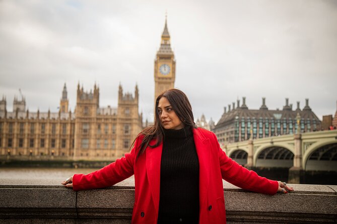 London: Private Landmarks with a Professional Photographer - Buckingham Palace: the strongest opening backdrop