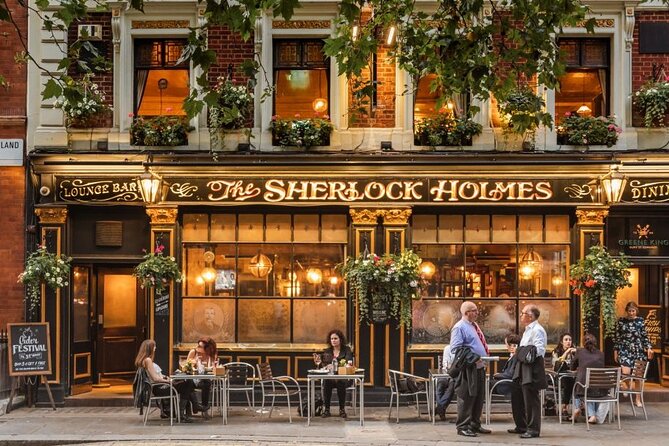 London Private Layover Tour with a Local Guide: Tailored to Your Interests - Turning an airport wait into a London day