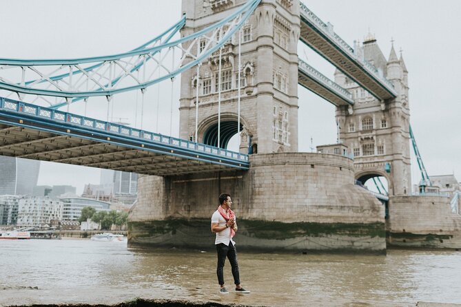 London - Private Photoshoot with a Top-Rated Local Photographer - What $325 buys for a group of six