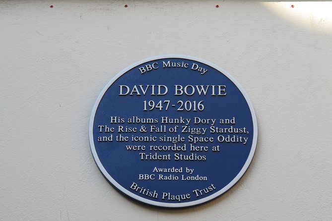 London Rock Music Heritage Soho and North London Tour - Camden Market and Chalk Farm: from punk to Amy Winehouse