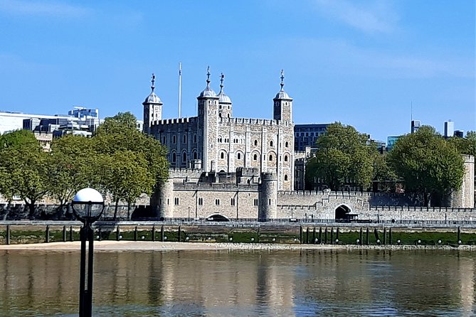 London Royal Highlights - Private Taxi Tour with Hotel Pickup - Parliament, Big Ben, and the symbols of power