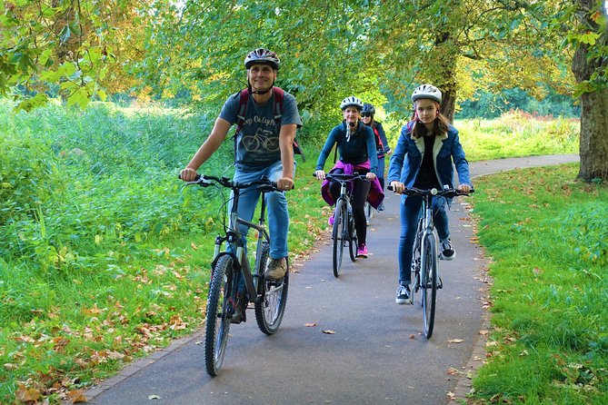 London's Best Kept Secret Bike Tour - Starting at Colliers Wood with a small group