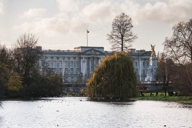 London's Hidden Gems Self Guided City Tour - Notting Hill and Portobello Road