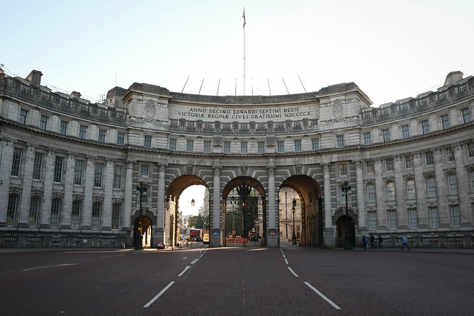 London's Palaces & Parliament Tour (See Over 20+ London Top Sights) - Buckingham Palace and the royal route
