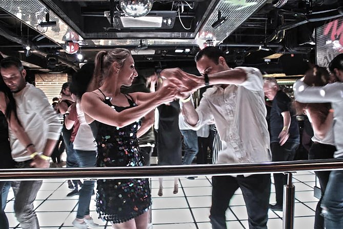 London Salsa Lovers Dance Experience - Why the social side may be the real attraction