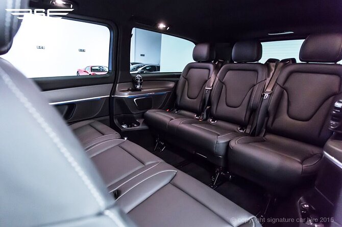 London sightseeing tour with a chauffeur driver - Lunch at the Ritz or a drink at The Savoy
