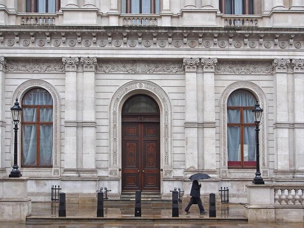 London Spy Experience with Tour Vesper Martini and Dinner - Key points to know before booking