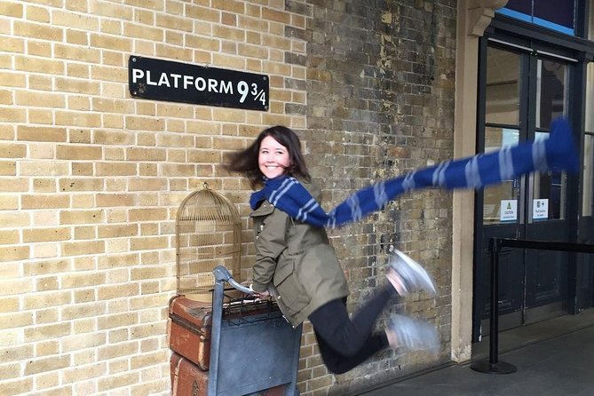 London The Best of Harry Potter Guided Tour (Free for Kids) - The Palace Theatre and the Cursed Child connection